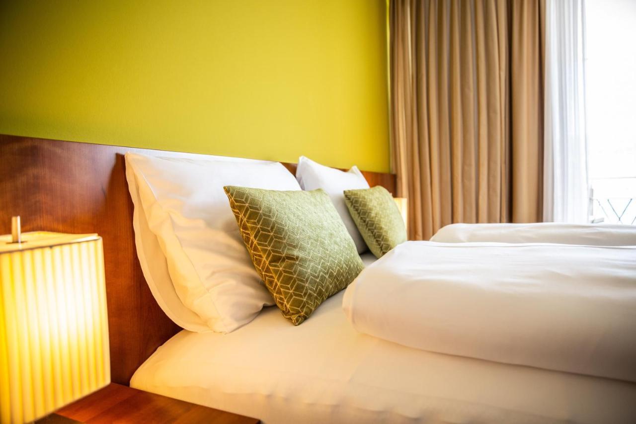Doppelzimmer mit Balkon ohne Seeblick